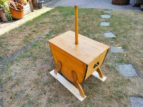 Stará dřevěná pračka - 2