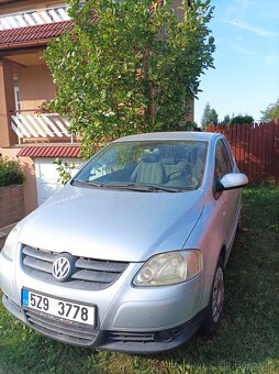 VOLKSWAGEN FOX - 2