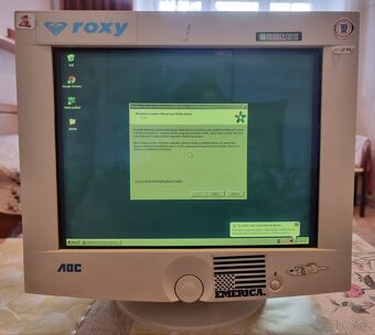 CRT monitor AOC - 2