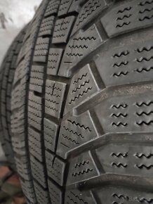 Prodám pneu 225/55R19 99V - 2