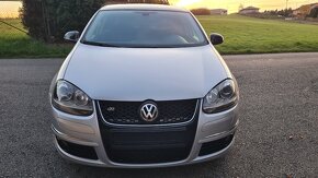 VOLKSWAGEN JETTA Sport - 2,0TFSi 147kW Manuál. - 2