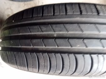 Prodám Sadu pneu 175/65/15 Hankook Letni - 2