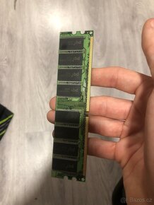 Ramka: 512mb ddr400 - 2