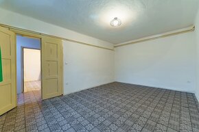 Pronájem bytu 3+1, 91m² s předzahrádkou 110m², Osečany - 2