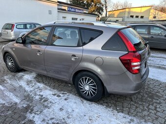 KIA CEED 2008 2.0CRDI 103Kw STK 02/2026 - 2