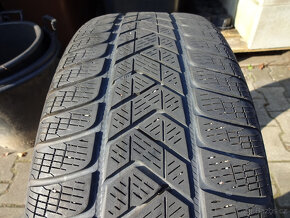 Zimní pneu Pirelli 235/65/17 - vozy SUV (Audi,BMW,Volvo,MB) - 2