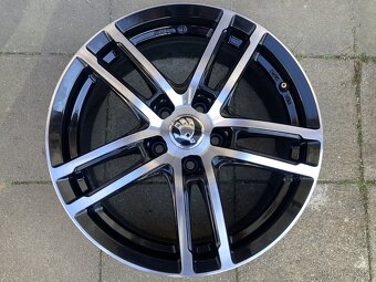 Alu disky DEZENT  pro SUPERB III + KODIAQ 17" 5x112 ET40 - 2