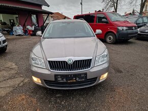 Škoda Octavia 2 Combi 2,0TDI 103KW ELEG XENONY VÝHŘEV - 2