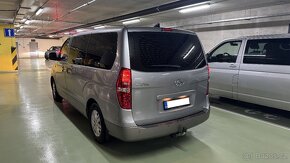 Hyundai 2,5, H1 automat, navi, kůže, tažné, RV2018, 133tis. - 2