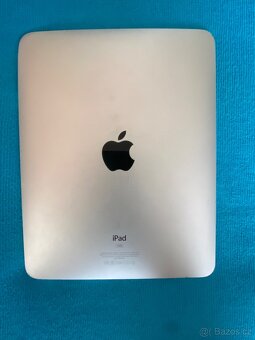 Apple iPad 1 generace - 2