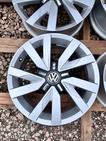 5x112 R16 originál alu disky VW Passat B8 - TOP STAV - 2