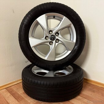 TOYOTA CH-R 5x114,3 R17 ET45+LETNÍ 215/60R17 6mm - 2