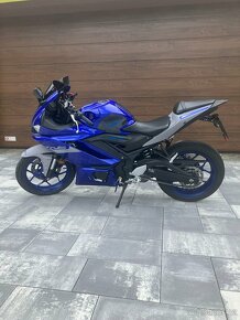 Yamaha YZF R3 - 2