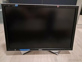 Monitor značky DELL - 2