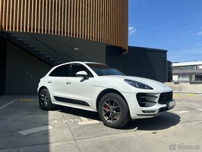 Predám Porsche Macan Turbo - 2