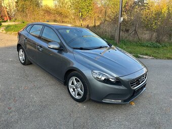 Volvo V40 2.0 D2 - 2