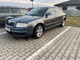 Škoda Superb Laurin&Klement  R.V.2006.2.5.TDi najeto230T - 2