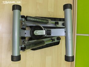 Side swing stepper - 2