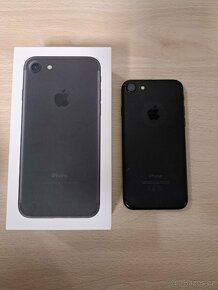 Apple iPhone 7 128GB Šedá - 2