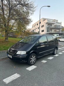 Volkswagen Sharan 2.0 TDI 103 kw - 2