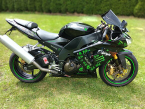 Kawasaki ZX-10R Ninja R.V.2004 - 2