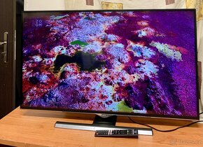 Led 4K Smart Hitachi televizor - 2