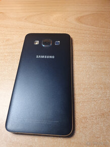 prodám telefon   Samsung Galaxy A3 (2015) Black - 16GB - 2