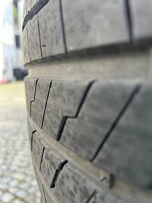 275/40R21  a 315/35R21 Hankook letni pneu runflat - 2