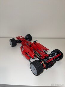 LEGO Ferrari F1 Racer 1:10 8386 - 2