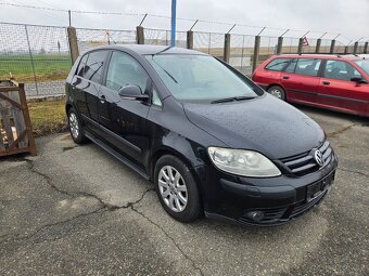 Golf Plus 1,6i 85kW  r.v.2006 5 dveří - 2