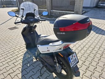 PRODÁM skútr KYMCO Agility 125 - 2