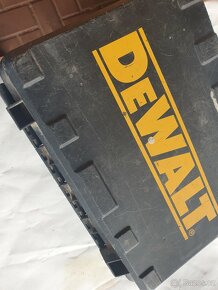 Aku vrtačka dewalt - 2