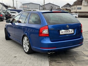 Škoda Octavia Combi 2.0 TDI CR DPF RS - 2