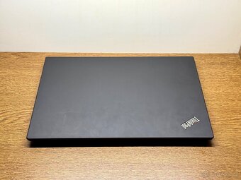 Lenovo ThinkPad T490, Intel i5, 16 GB RAM, 240 GB SSD, touch - 2