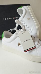 Nové dámské tenisky Tommy Hilfiger, velikost 40 - 2