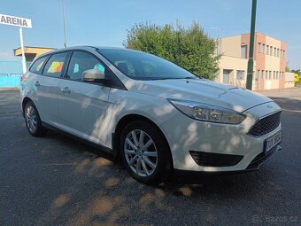 Ford Focus 1.6i - 2