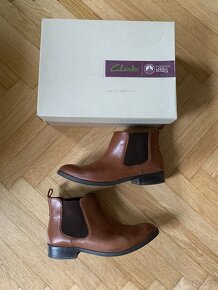 Dámské kotníkové boty Clarks Pita Sedona vel. 41 - 2