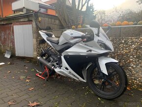 Yamaha yzf 125 r - 2