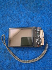 OLYMPUS SP-700 - 2