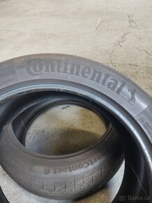 275/45 R21 - 2