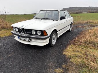 BMW 320 e21 - 2