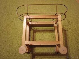 Pojízdný košík pro miminko - 2
