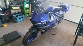 Yamaha R3 2024 - 2