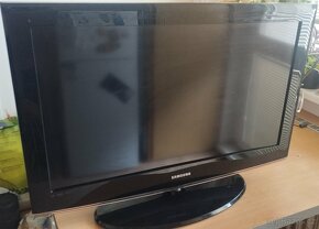 Samsung TV LE32B450C4W - 2