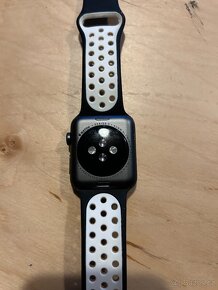 Apple Watch 3 42mm - 2