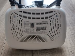 Wi-Fi Router: TP-Link TL-WR841N - 2