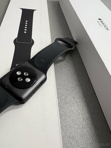 Apple watch 3 38mm space gray, 12 měsíců záruka - 2