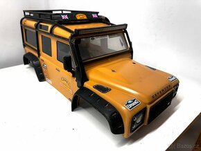 Traxxas kompletní osvětlená karosérie Land Rover Defender CA - 2