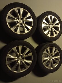 Zanovni LETNI al kola 18" ORIGINAL TOYOTA RAV4 r.v. 2014 - 2