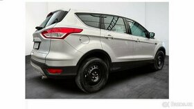 Kuga TDCi 150PS Trend 4x4 Klima VyhSed 86TKm 5/15 - 2